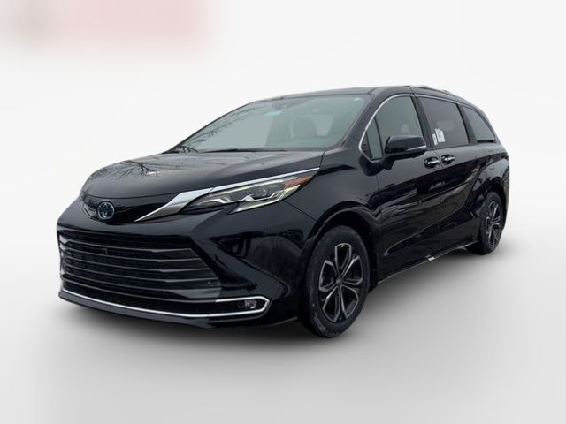 2025 Toyota Sienna Platinum