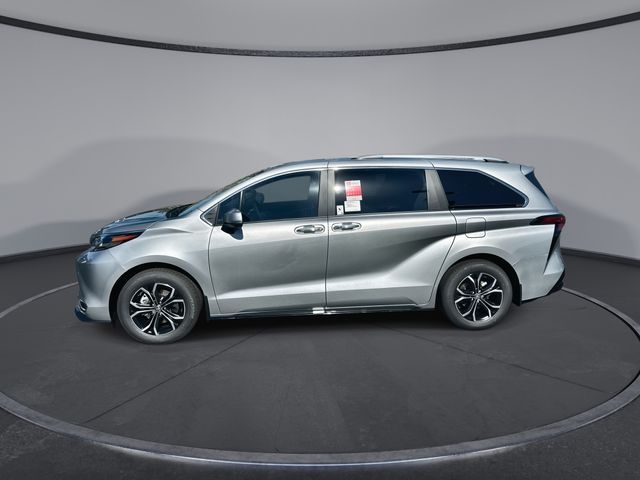 2025 Toyota Sienna Platinum