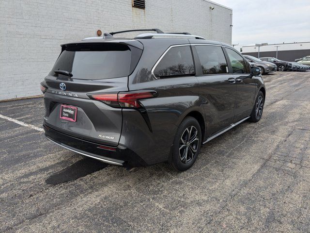 2025 Toyota Sienna Platinum