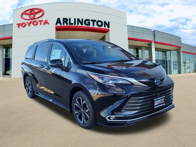 2025 Toyota Sienna Platinum