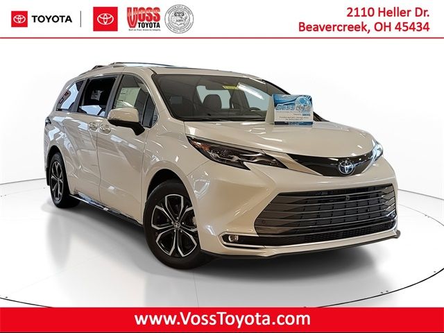 2025 Toyota Sienna Platinum