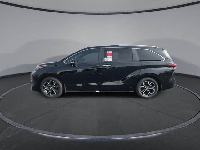 2025 Toyota Sienna Platinum