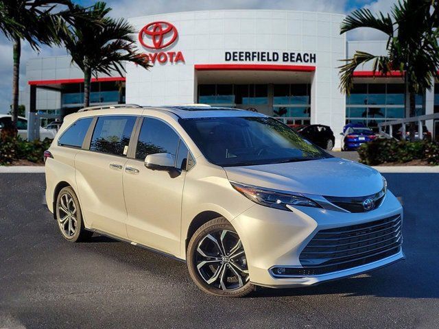 2025 Toyota Sienna Platinum