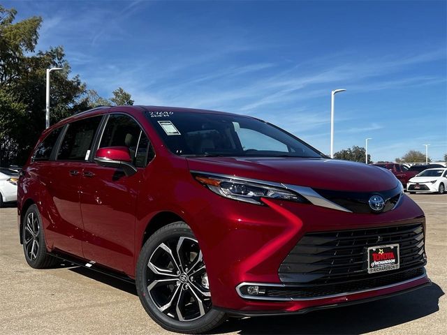 2025 Toyota Sienna Platinum