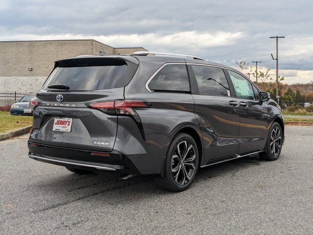 2025 Toyota Sienna Platinum