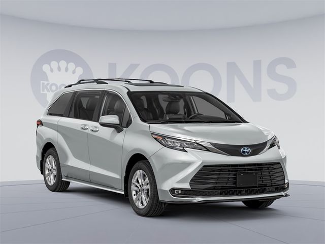 2025 Toyota Sienna Woodland Edition