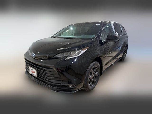 2025 Toyota Sienna Woodland Edition