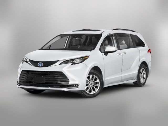 2025 Toyota Sienna XLE