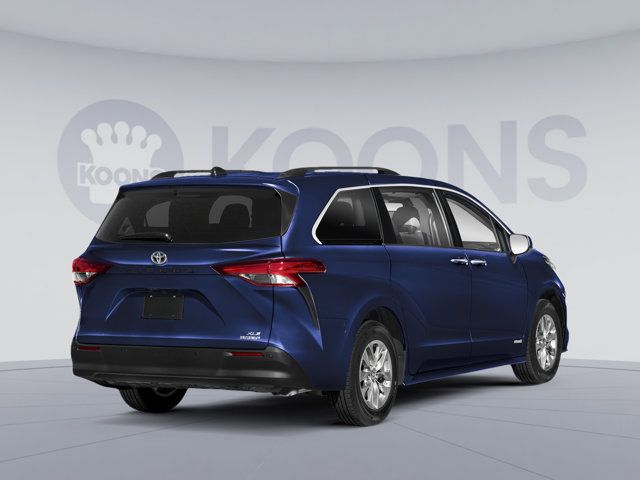 2025 Toyota Sienna XLE