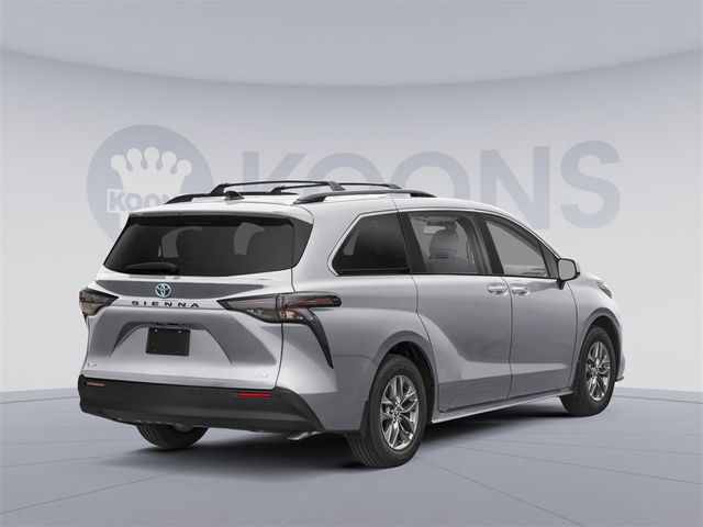 2025 Toyota Sienna XLE