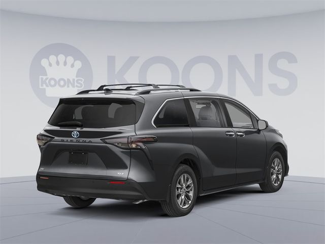 2025 Toyota Sienna XLE