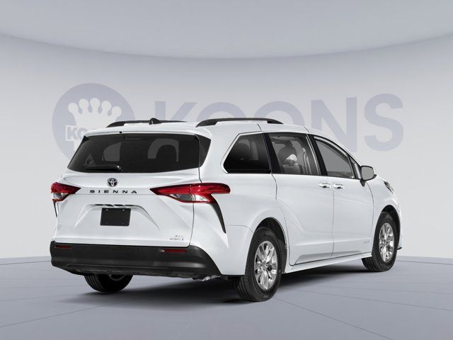 2025 Toyota Sienna XLE