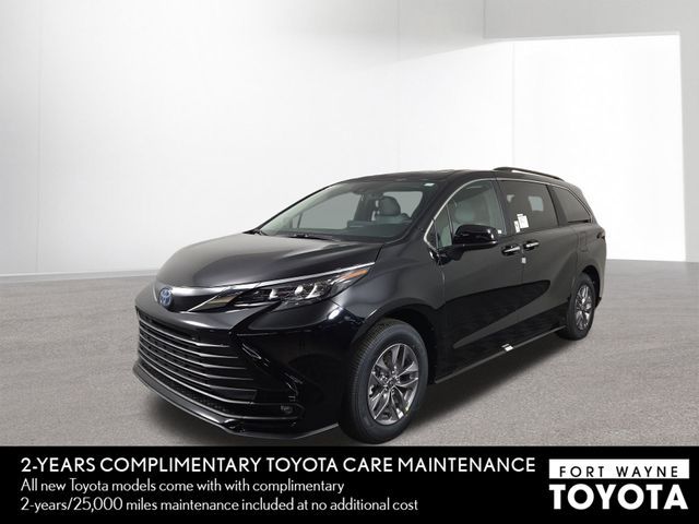 2025 Toyota Sienna XLE