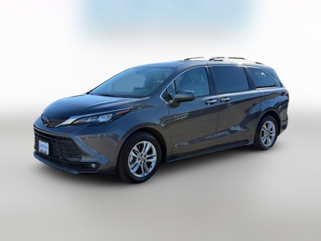 2025 Toyota Sienna XLE