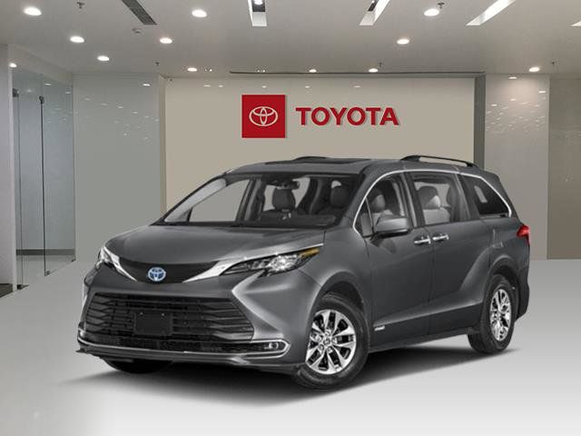 2025 Toyota Sienna XLE