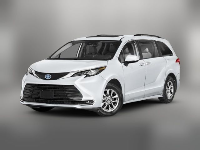 2025 Toyota Sienna XLE