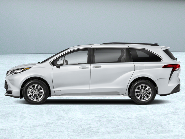 2025 Toyota Sienna XLE