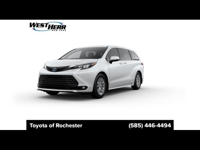 2025 Toyota Sienna XLE