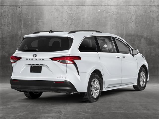 2025 Toyota Sienna XLE