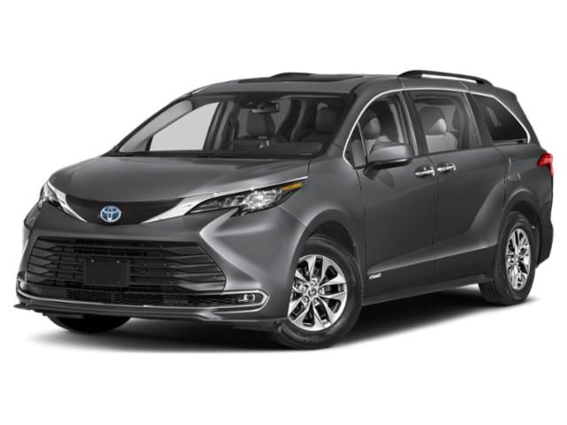 2025 Toyota Sienna XLE