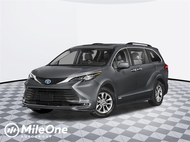 2025 Toyota Sienna XLE