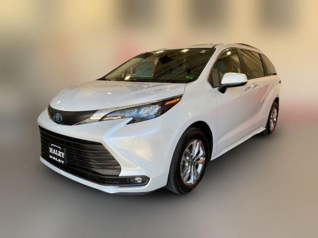 2025 Toyota Sienna XLE