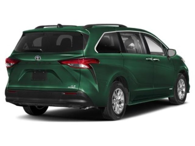 2025 Toyota Sienna XLE