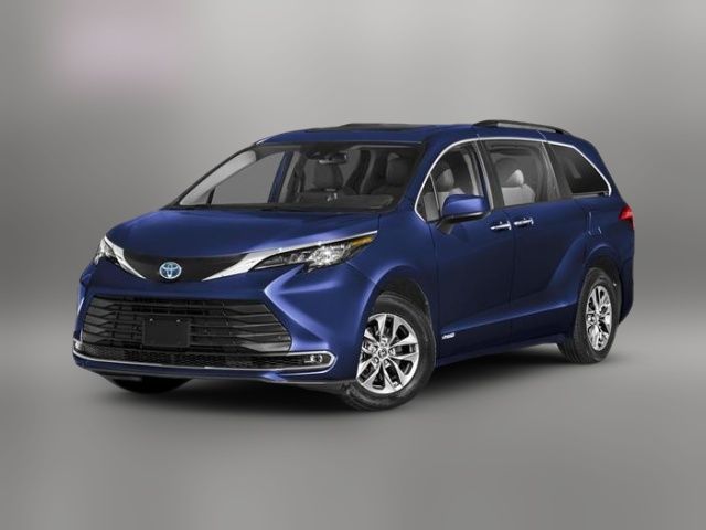 2025 Toyota Sienna XLE