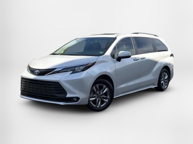 2025 Toyota Sienna XLE
