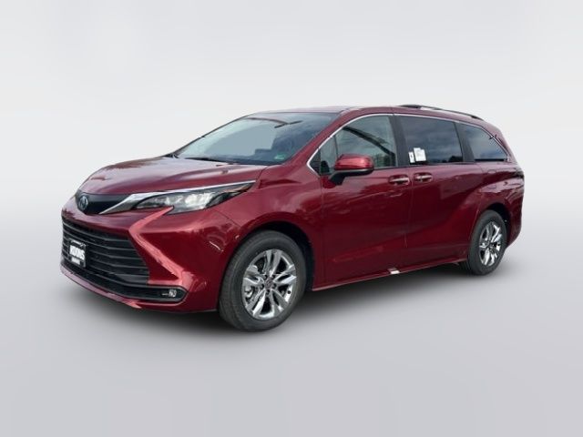2025 Toyota Sienna XLE