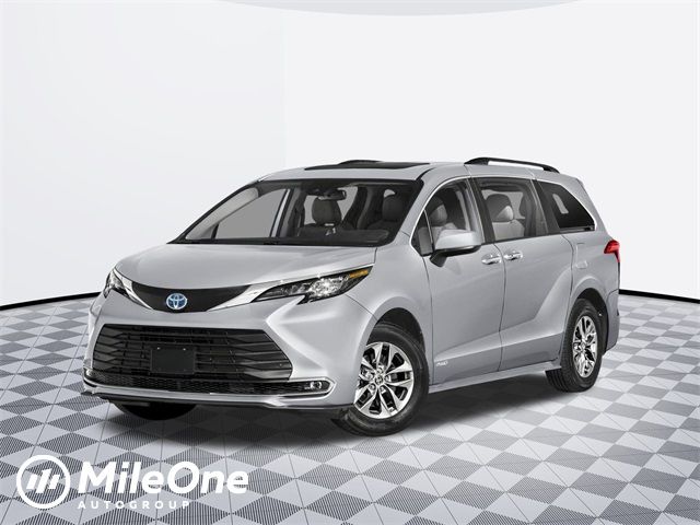 2025 Toyota Sienna XLE