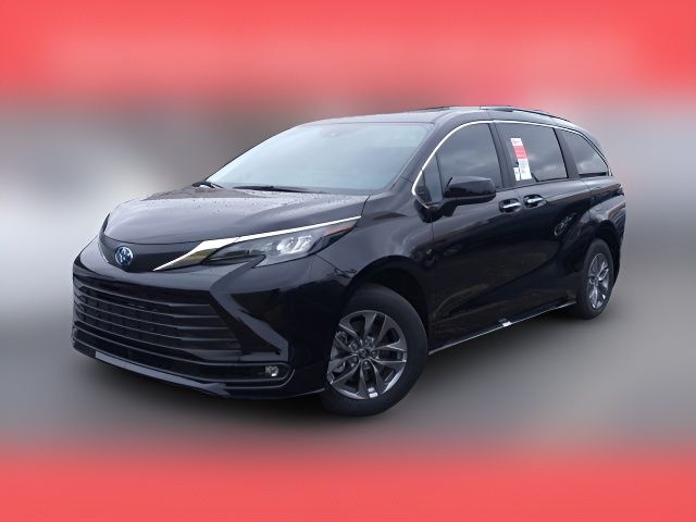 2025 Toyota Sienna XLE