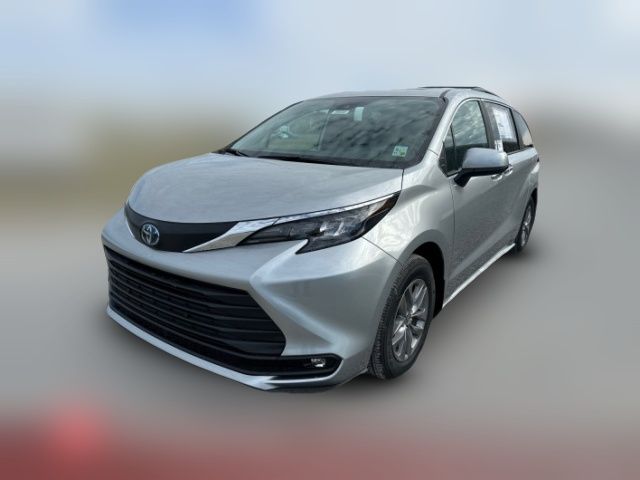 2025 Toyota Sienna XLE