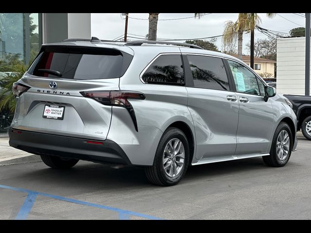 2025 Toyota Sienna XLE