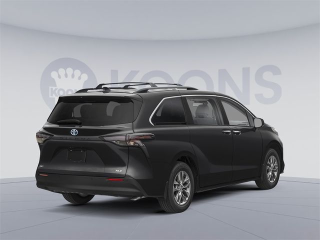 2025 Toyota Sienna XLE