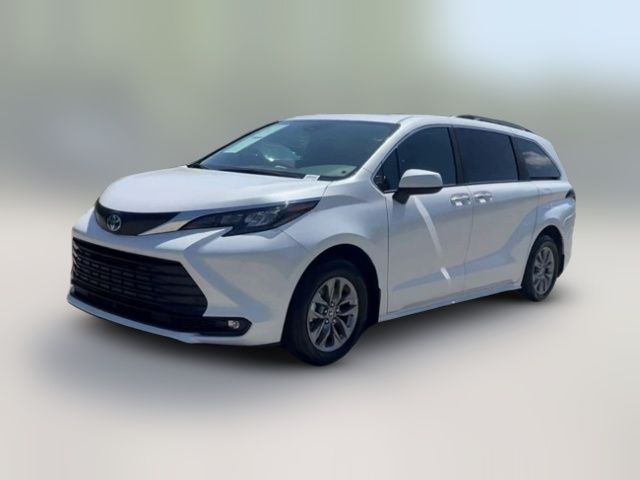 2025 Toyota Sienna XLE