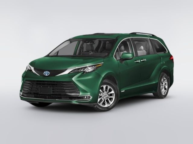 2025 Toyota Sienna XLE