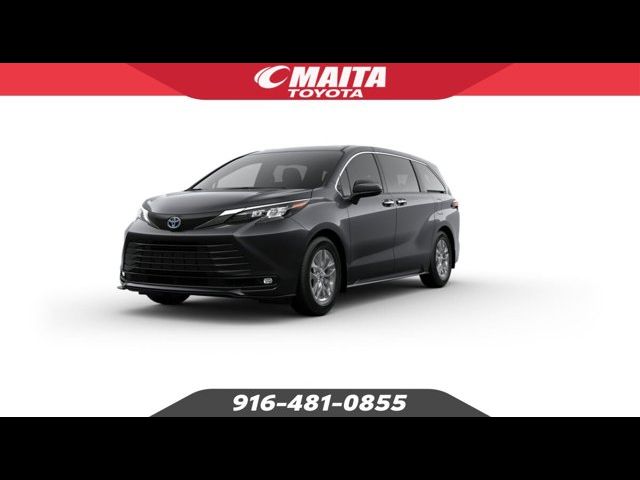 2025 Toyota Sienna XLE