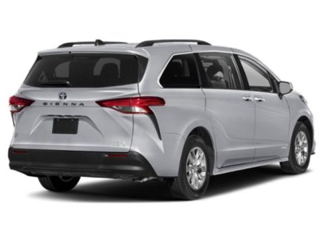 2025 Toyota Sienna XLE