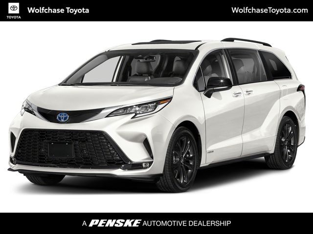 2025 Toyota Sienna XSE