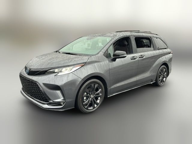 2025 Toyota Sienna XSE