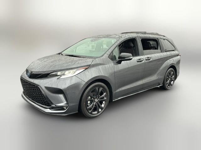 2025 Toyota Sienna XSE