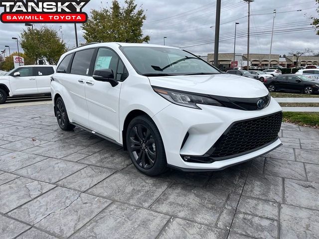 2025 Toyota Sienna XSE