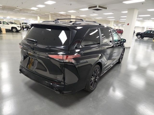 2025 Toyota Sienna XSE