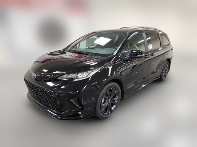 2025 Toyota Sienna XSE