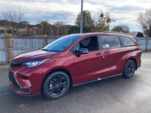 2025 Toyota Sienna XSE