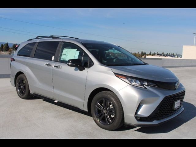 2025 Toyota Sienna XSE