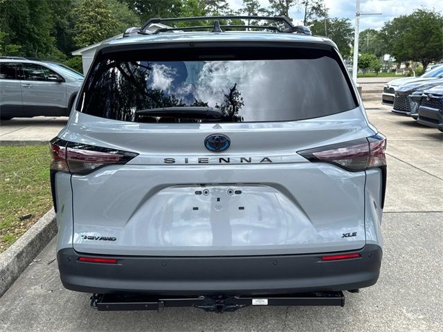 2025 Toyota Sienna XSE