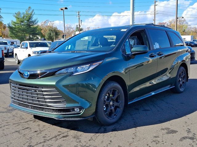 2025 Toyota Sienna XSE