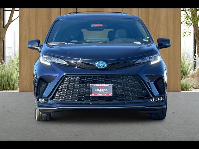 2025 Toyota Sienna XSE